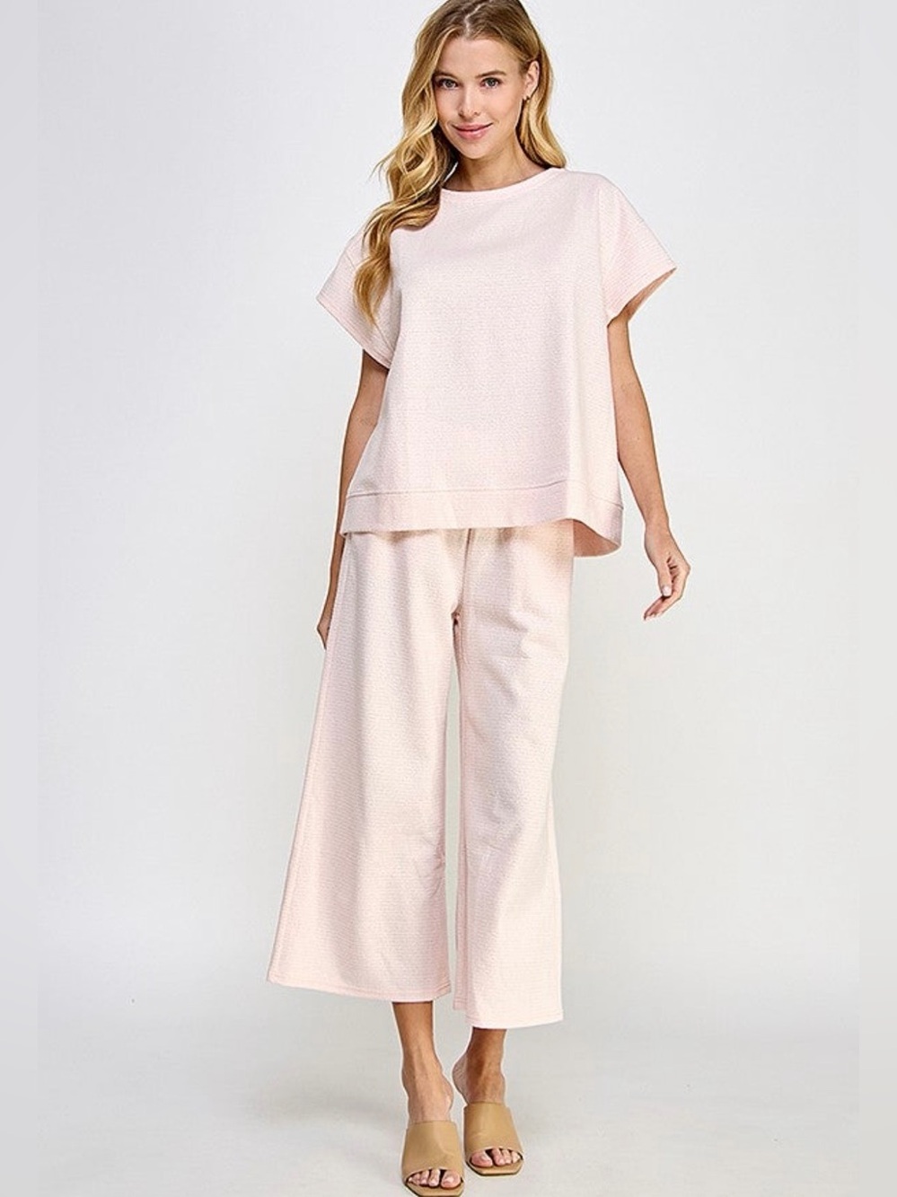 SEE AND BE SEEN - Cream textured Two-Piece Set - Relaxed Top & Drawstring pants
